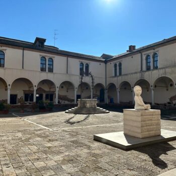 a95e80eb-a440-4371-8da5-12bf9839250b